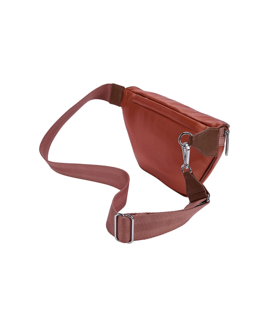 LeSportsac Piped Belt Bag 4 LeSportsac Piped Belt Bag