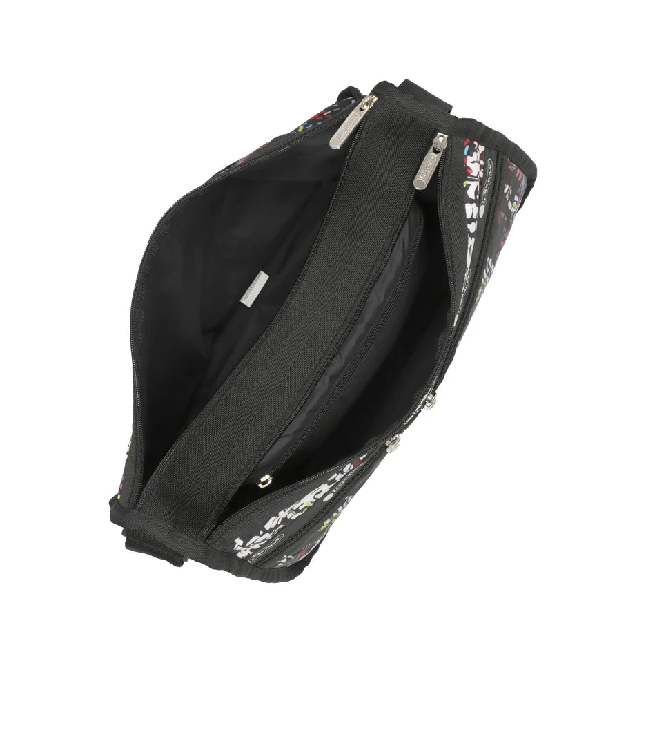 LeSportsac Deluxe Everyday Bag 6 LeSportsac Deluxe Everyday Bag