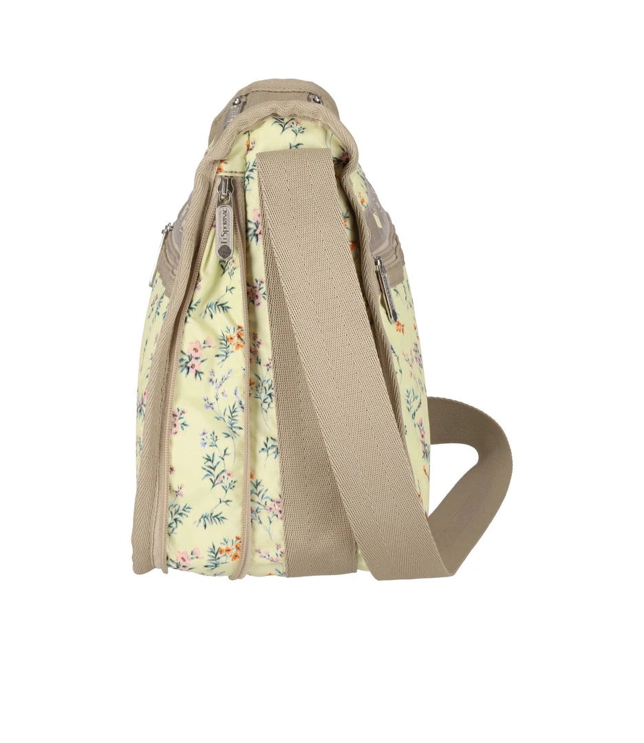 LeSportsac Deluxe Everyday Bag 5 LeSportsac Deluxe Everyday Bag